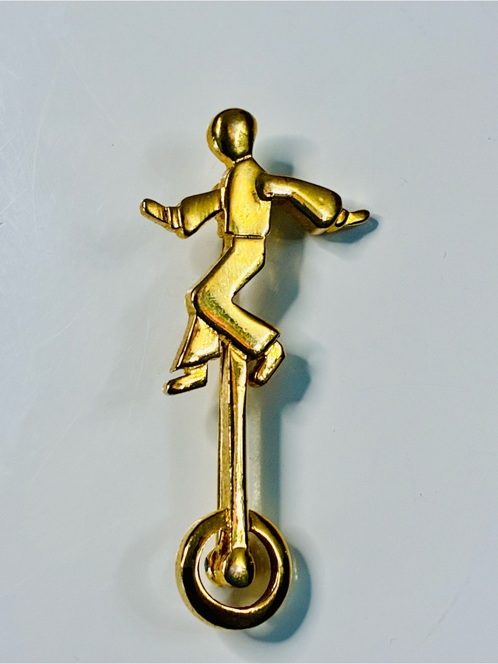 VTG Trifari Gold-Tone Unicyclist Figure Brooch Unisex Retro